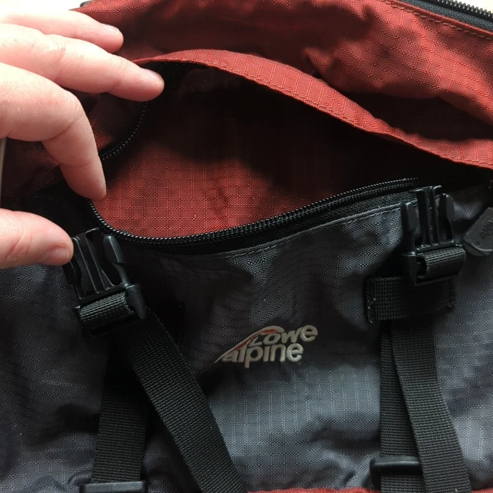 Lowe Alpine Hiking Pack Rust/Grey 13" Wide 9.5" High - Picture 4 of 4